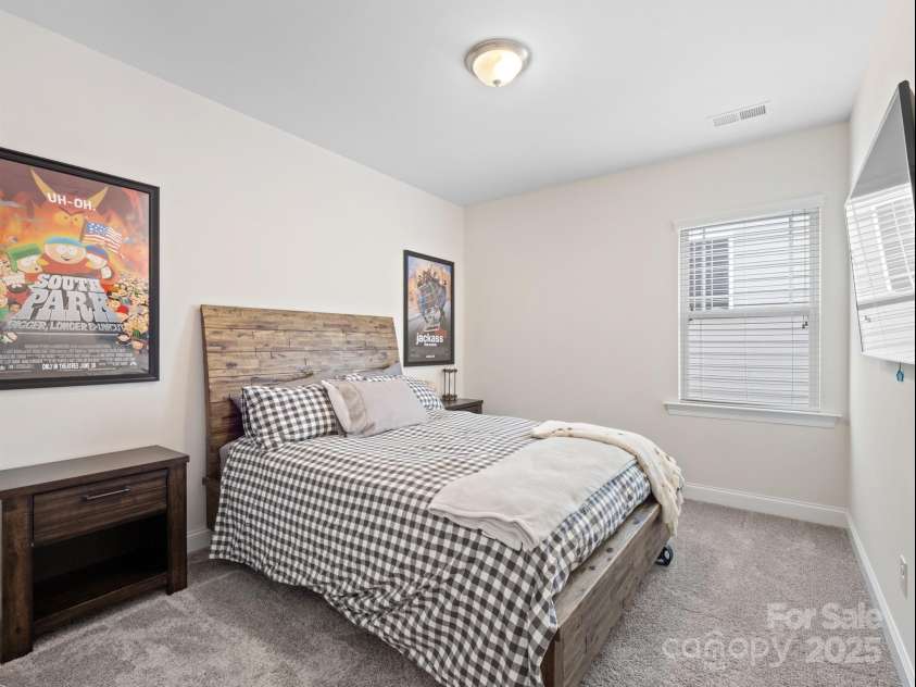 12610 Old Westbury Drive, Cornelius, NC 28031.  MLS# CAR4289586, YatesRealty ID 31384. 