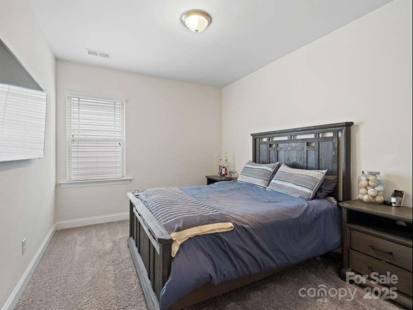 12610 Old Westbury Drive, Cornelius, NC 28031.  MLS# CAR4289586, YatesRealty ID 31384. 