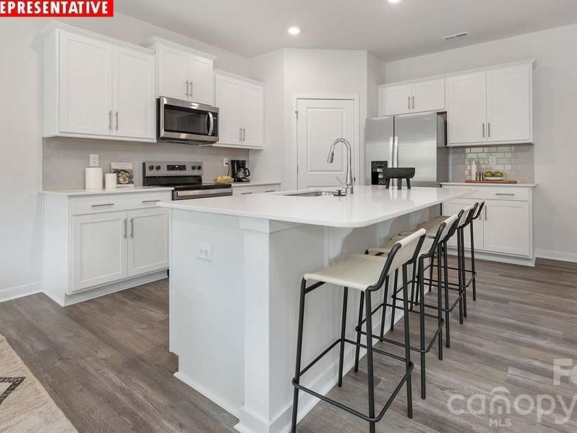 15023 Murrelet Way, Charlotte, NC 28215.  MLS# CAR4393244, YatesRealty ID 31386. 