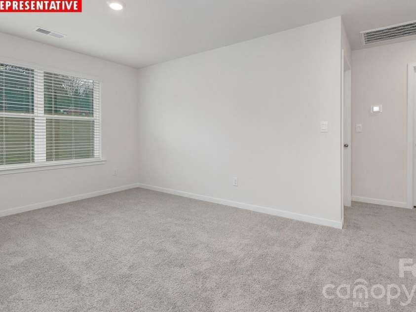 15023 Murrelet Way, Charlotte, NC 28215.  MLS# CAR4393244, YatesRealty ID 31386. 