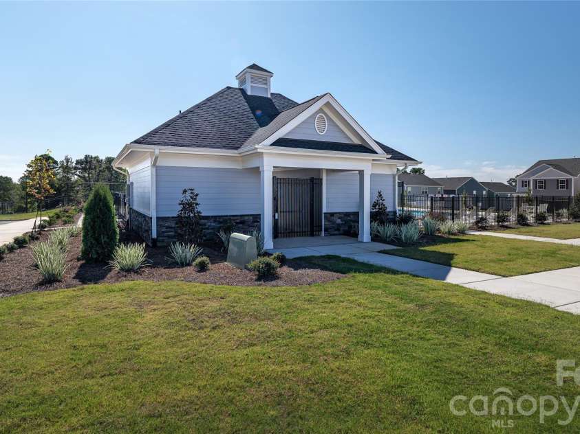 15023 Murrelet Way, Charlotte, NC 28215.  MLS# CAR4393244, YatesRealty ID 31386. 