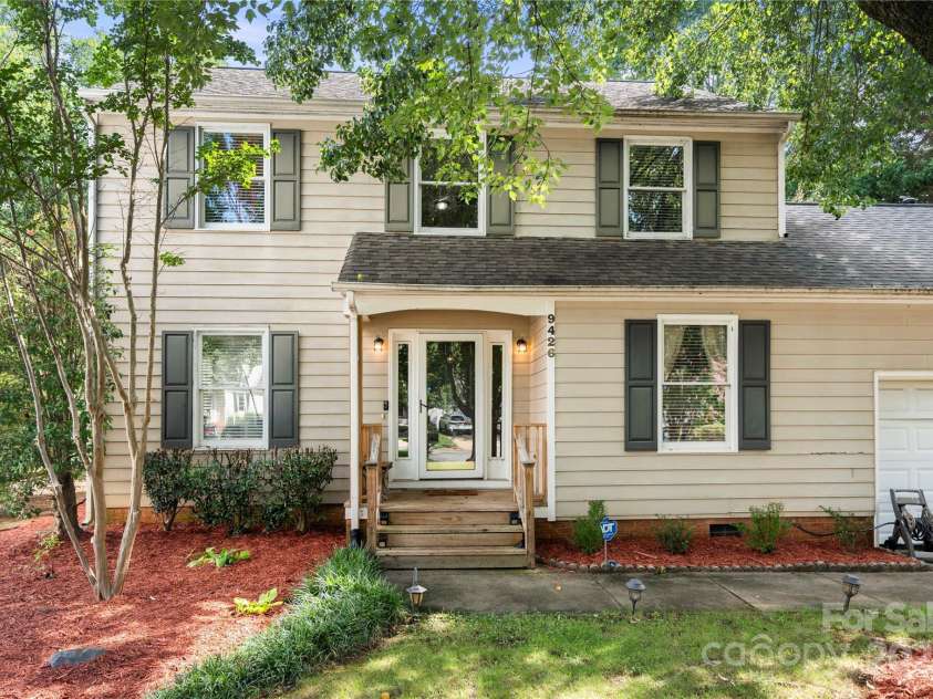 9426 Copper Hill Lane, Charlotte, NC 28269.  MLS# CAR4283016, YatesRealty ID 31386. 