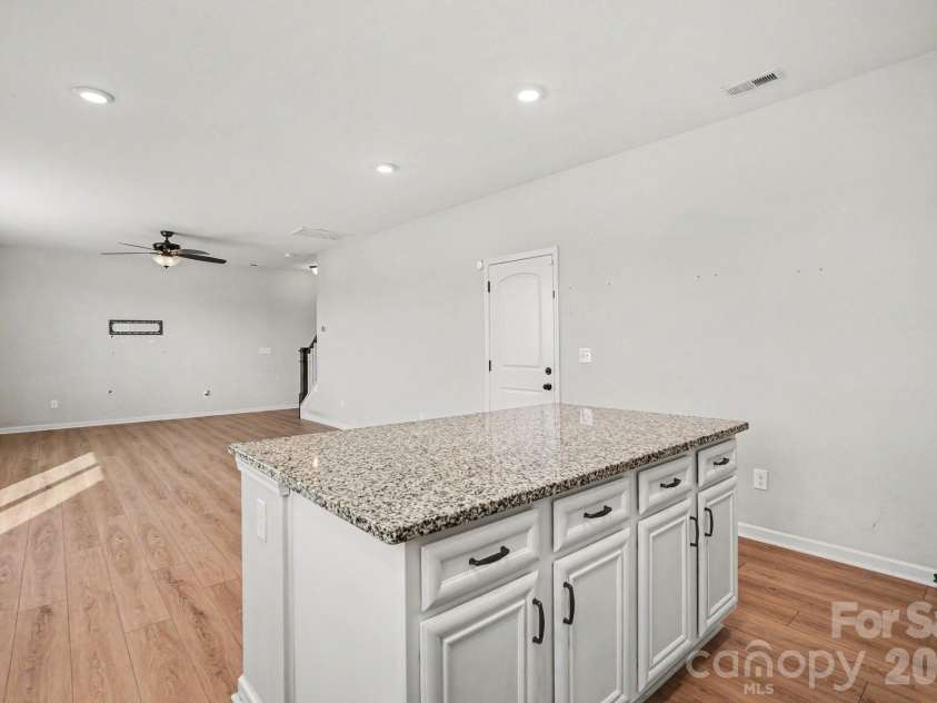 1209 Brooksland Place, Waxhaw, NC 28173.  MLS# CAR4392412, YatesRealty ID 31387. 