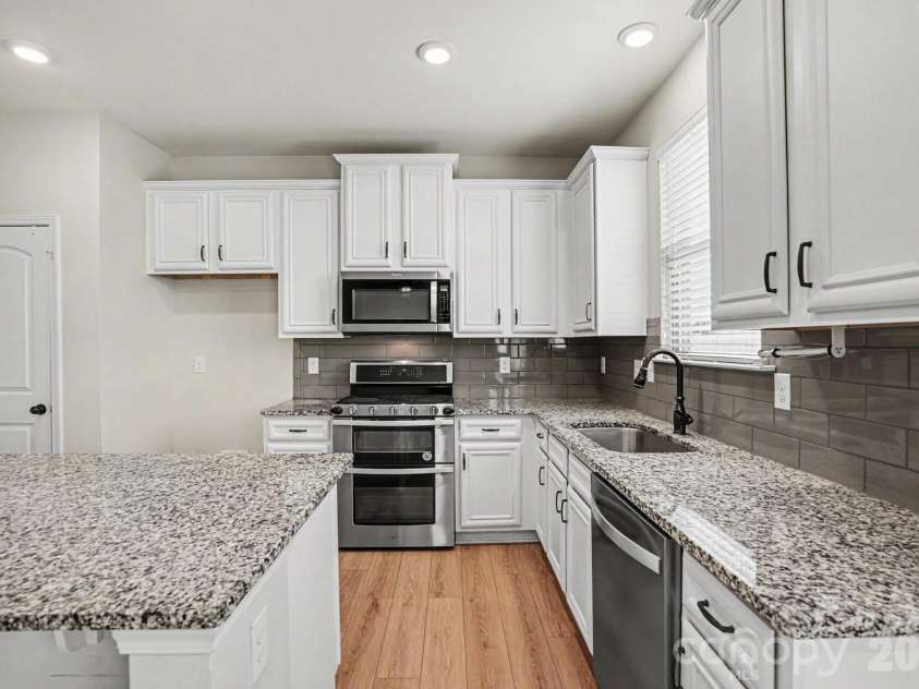 1209 Brooksland Place, Waxhaw, NC 28173.  MLS# CAR4392412, YatesRealty ID 31387. 