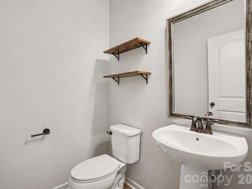 1209 Brooksland Place, Waxhaw, NC 28173.  MLS# CAR4392412, YatesRealty ID 31387. 