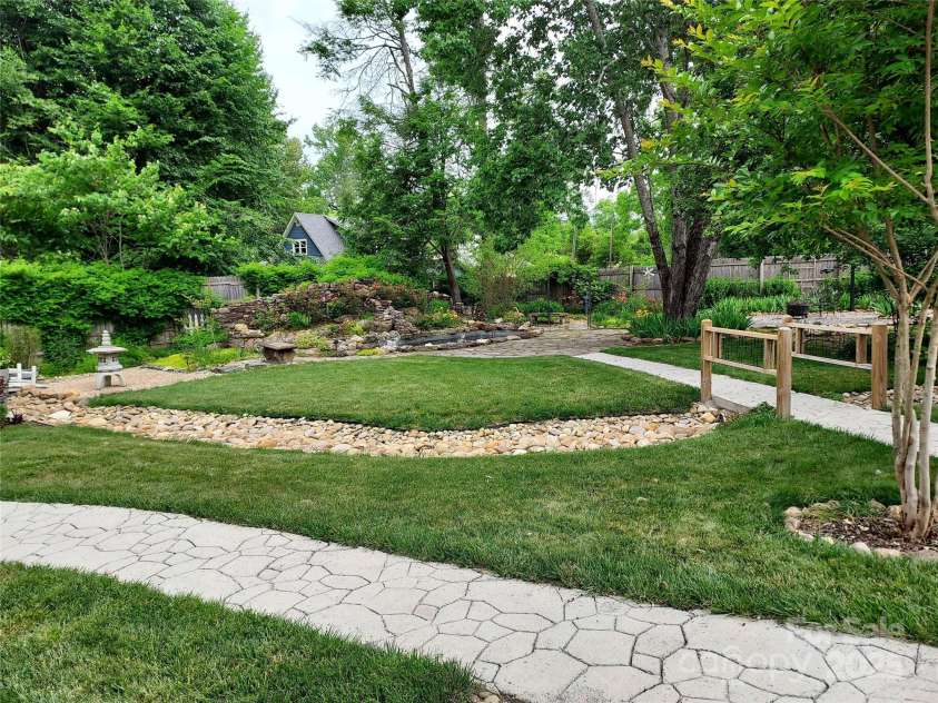 178 Caldwell Street, Brevard, NC 28712.  MLS# CAR4289391, YatesRealty ID 31387. 