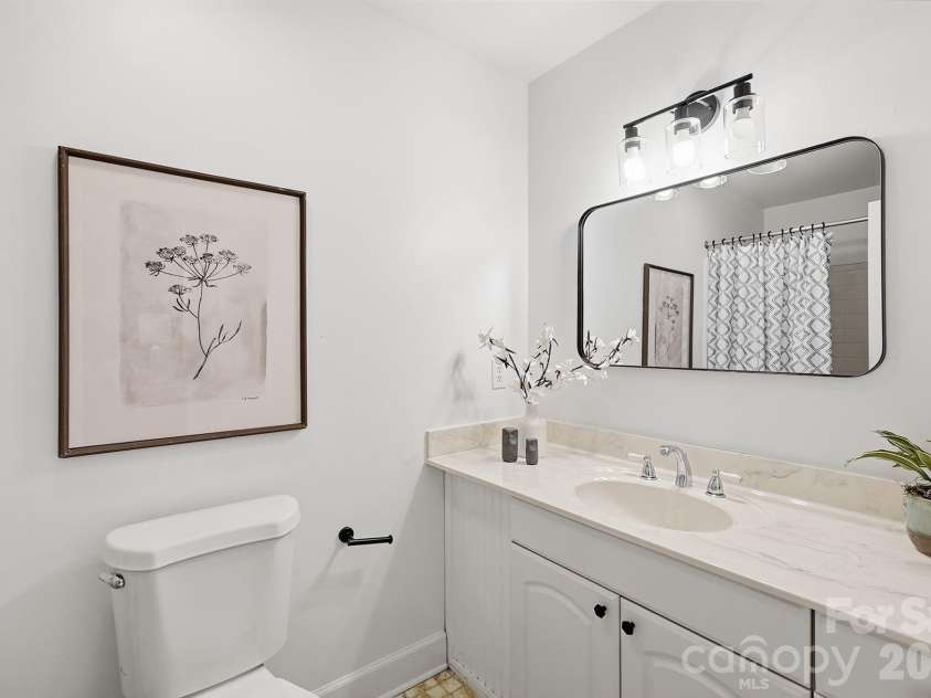 4119 Bon Rea Drive, Charlotte, NC 28226.  MLS# CAR4386771, YatesRealty ID 31389. 