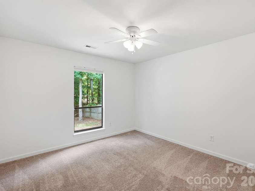 4119 Bon Rea Drive, Charlotte, NC 28226.  MLS# CAR4386771, YatesRealty ID 31389. 