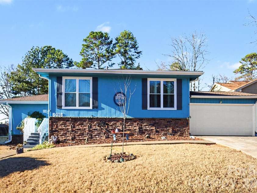 5016 Tara Tea Drive, Fort Mill, SC 29708.  MLS# CAR4336232, YatesRealty ID 3139. 