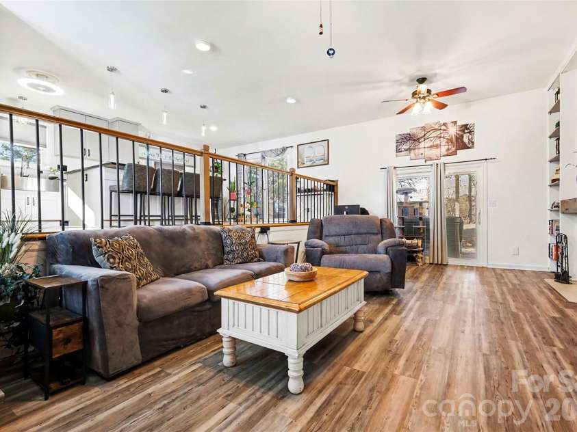 5016 Tara Tea Drive, Fort Mill, SC 29708.  MLS# CAR4336232, YatesRealty ID 3139. 