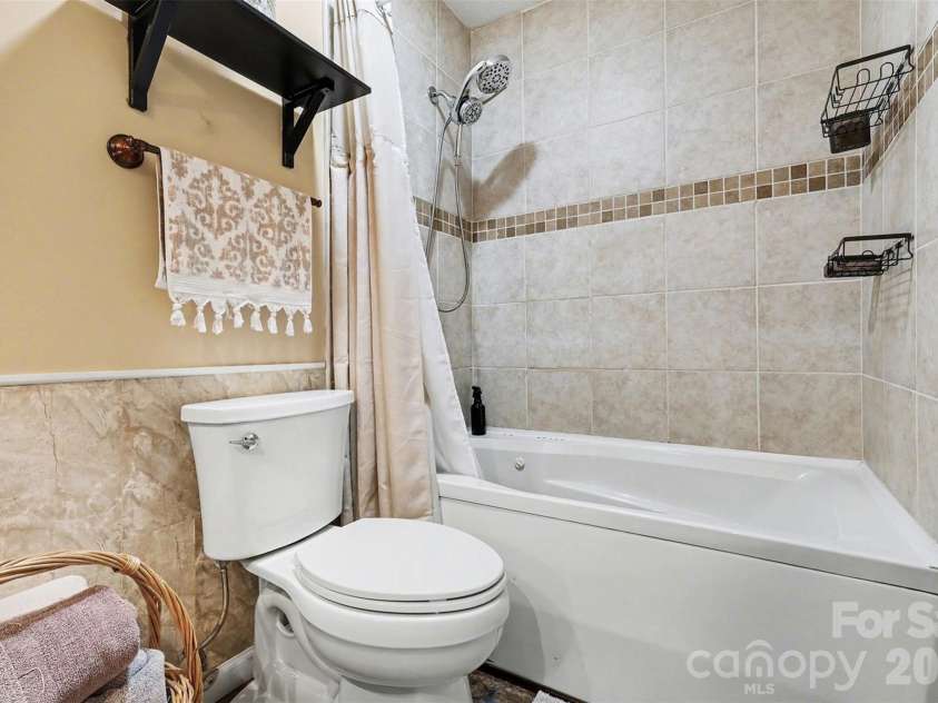 5016 Tara Tea Drive, Fort Mill, SC 29708.  MLS# CAR4336232, YatesRealty ID 3139. 