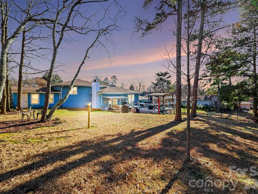 5016 Tara Tea Drive, Fort Mill, SC 29708.  MLS# CAR4336232, YatesRealty ID 3139. 