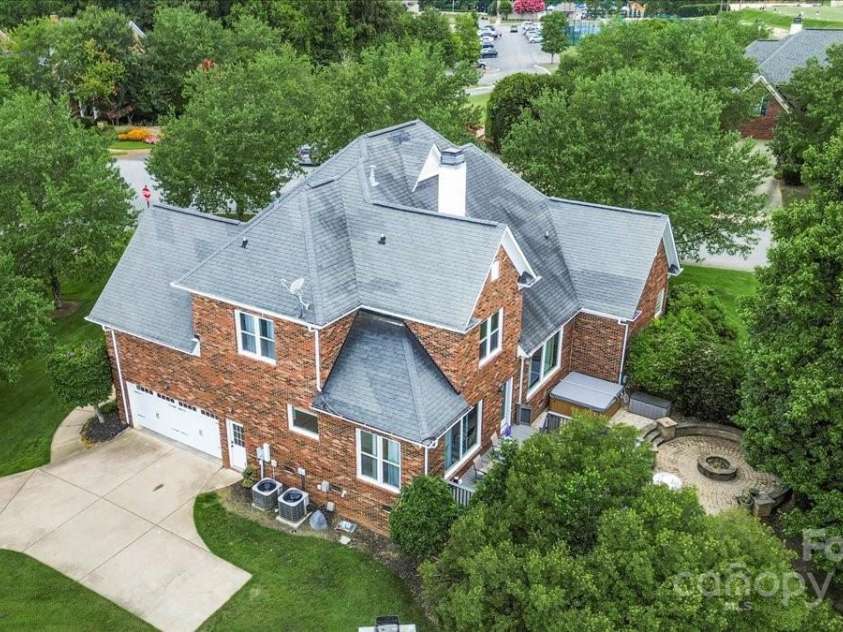 12811 Cadgwith Cove Drive, Huntersville, NC 28078.  MLS# CAR4281341, YatesRealty ID 31390. 