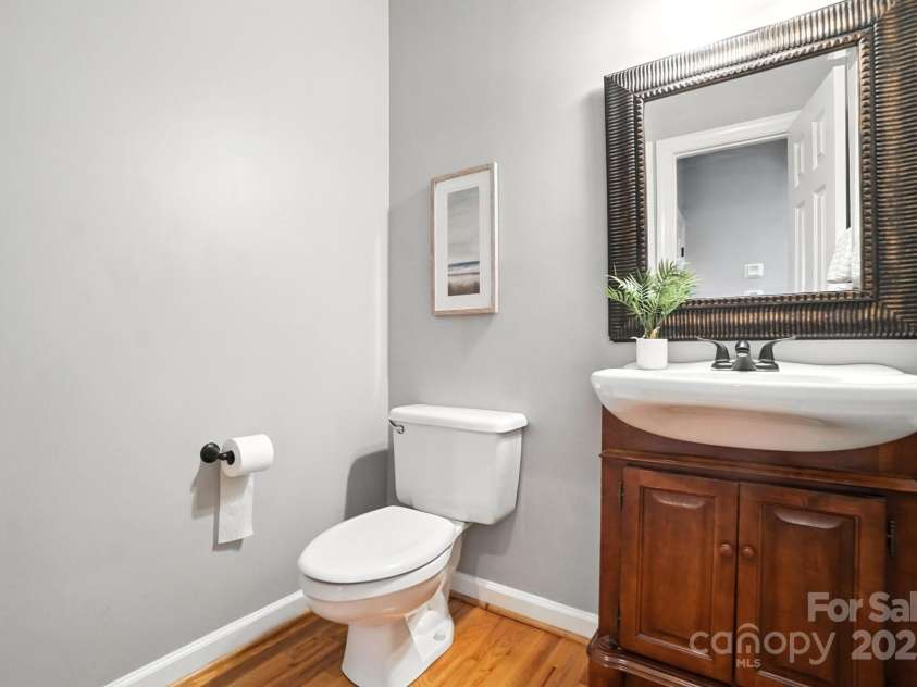 12811 Cadgwith Cove Drive, Huntersville, NC 28078.  MLS# CAR4281341, YatesRealty ID 31390. 