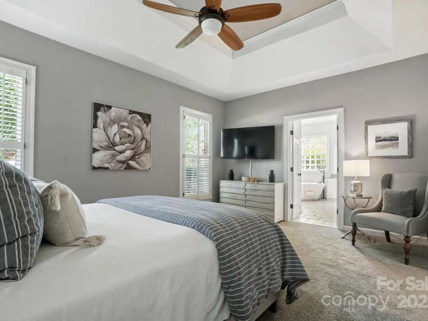 12811 Cadgwith Cove Drive, Huntersville, NC 28078.  MLS# CAR4281341, YatesRealty ID 31390. 