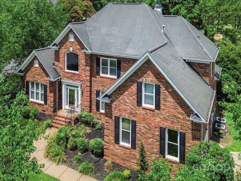 12811 Cadgwith Cove Drive, Huntersville, NC 28078.  MLS# CAR4281341, YatesRealty ID 31390. 