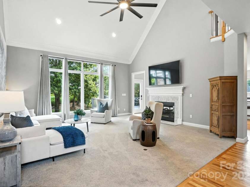 12811 Cadgwith Cove Drive, Huntersville, NC 28078.  MLS# CAR4281341, YatesRealty ID 31390. 