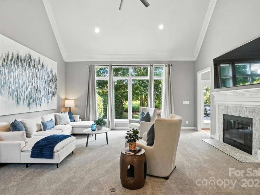 12811 Cadgwith Cove Drive, Huntersville, NC 28078.  MLS# CAR4281341, YatesRealty ID 31390. 