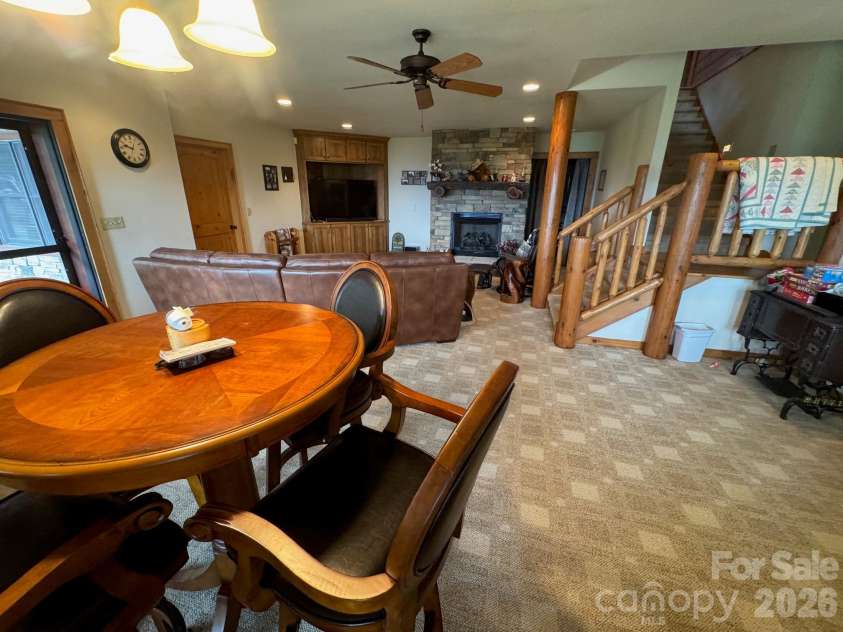686 Hyacinth Drive, Clyde, NC 28721.  MLS# CAR4384299, YatesRealty ID 31392. 