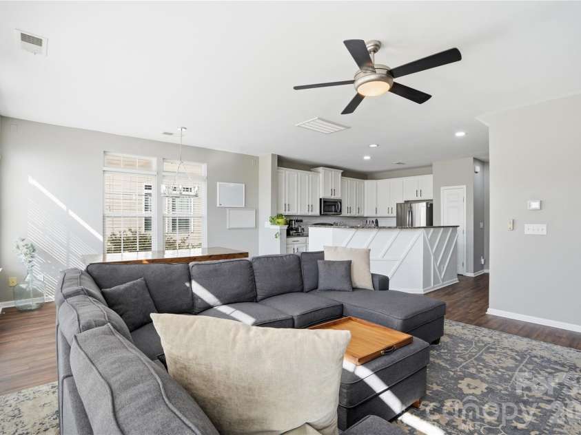 10005 Kings Parade Boulevard, Charlotte, NC 28273.  MLS# CAR4381853, YatesRealty ID 31394. 
