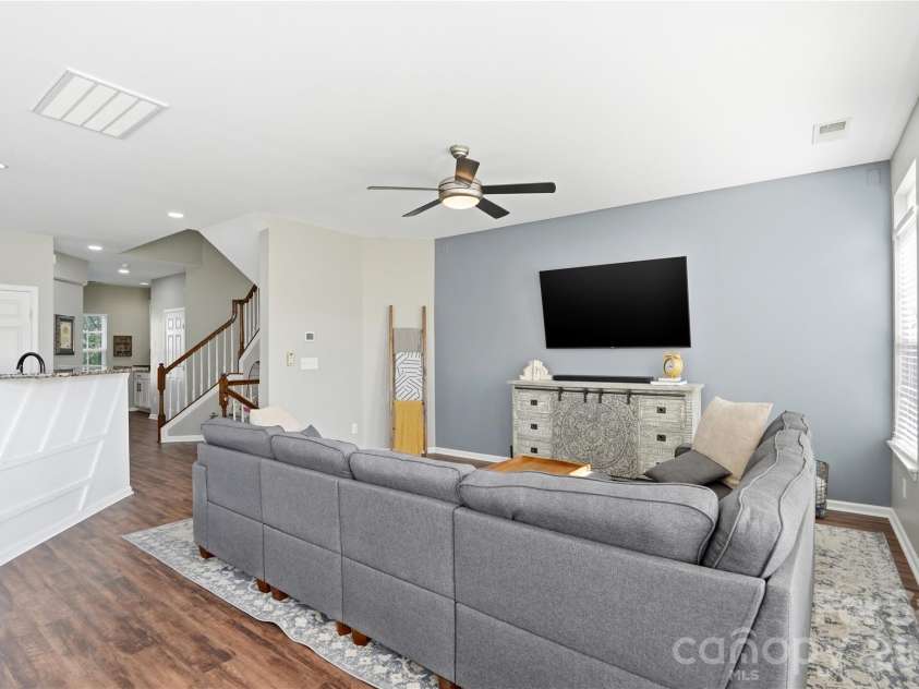 10005 Kings Parade Boulevard, Charlotte, NC 28273.  MLS# CAR4381853, YatesRealty ID 31394. 