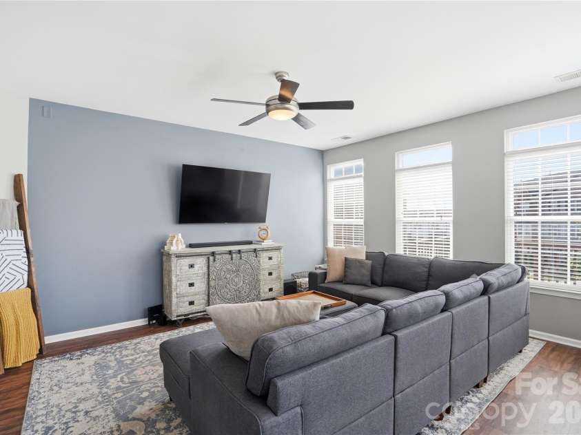 10005 Kings Parade Boulevard, Charlotte, NC 28273.  MLS# CAR4381853, YatesRealty ID 31394. 