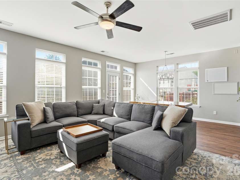 10005 Kings Parade Boulevard, Charlotte, NC 28273.  MLS# CAR4381853, YatesRealty ID 31394. 