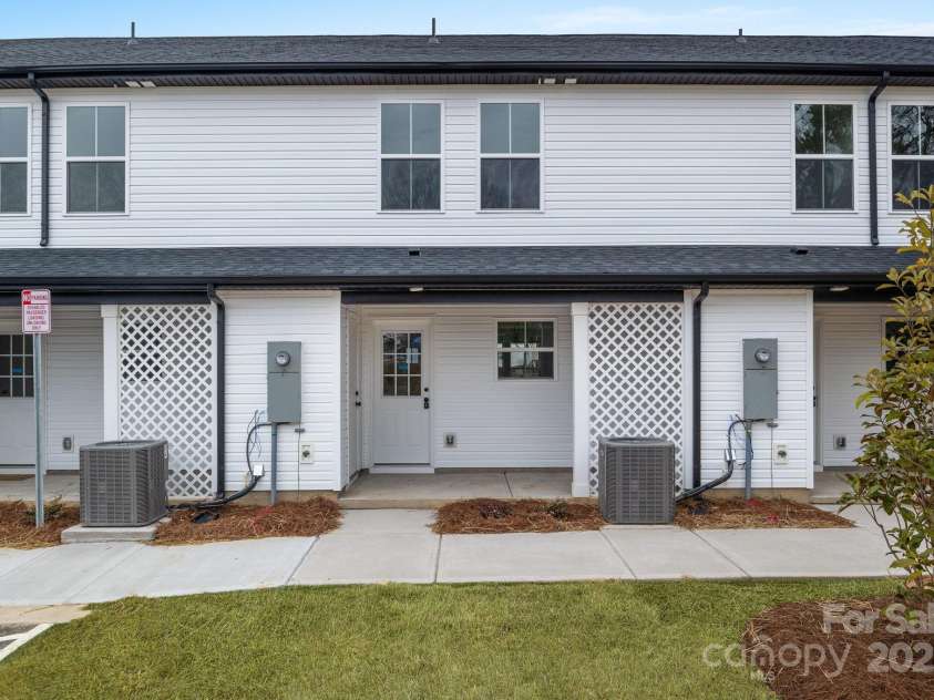 241 Rice Street, Landis, NC 28088.  MLS# CAR4284891, YatesRealty ID 31395. 