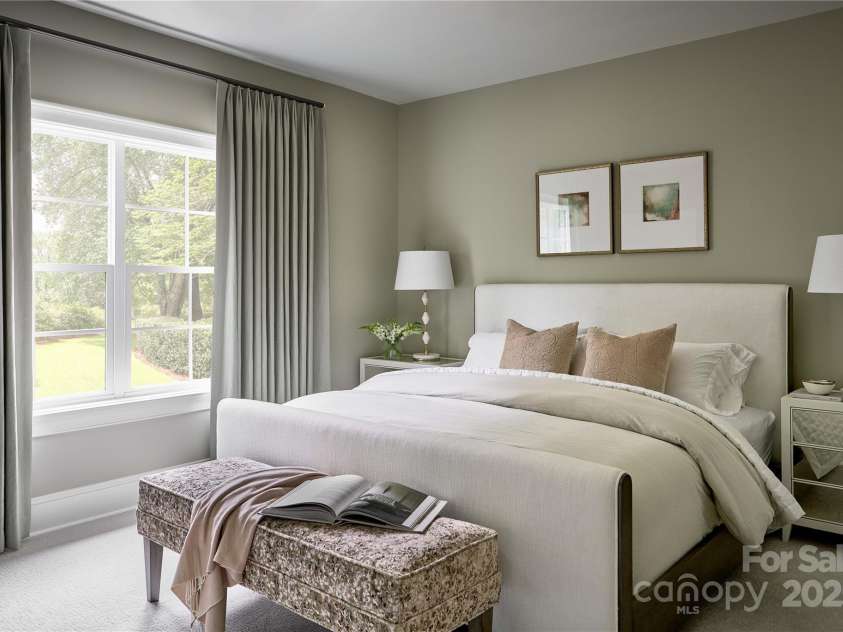 924 Poindexter Drive, Charlotte, NC 28209.  MLS# CAR4288360, YatesRealty ID 31397. 