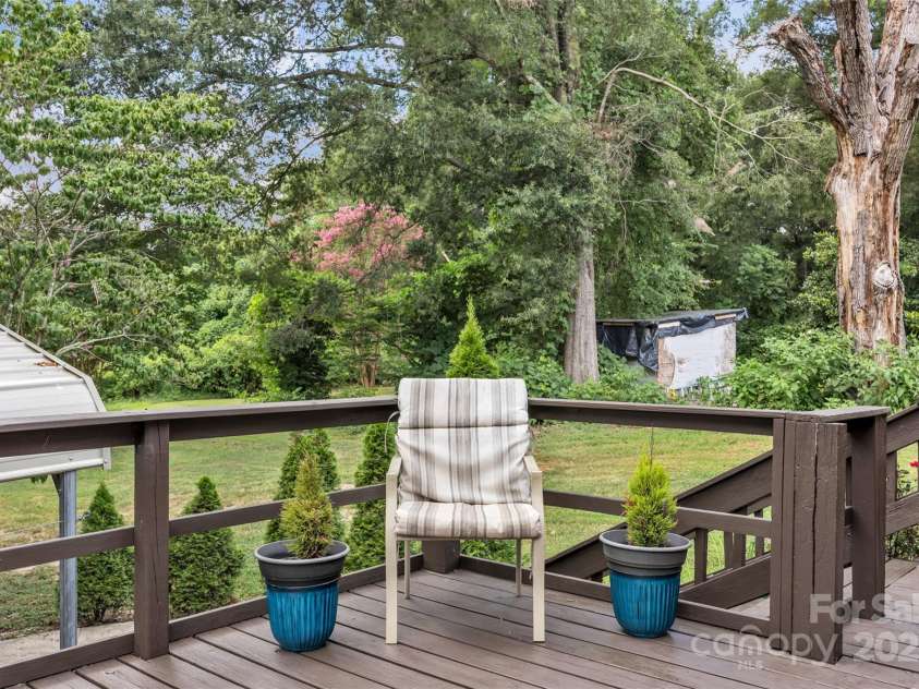 103 7th Street, Taylorsville, NC 28681.  MLS# CAR4285749, YatesRealty ID 31398. Enjoy a nap or reading a book