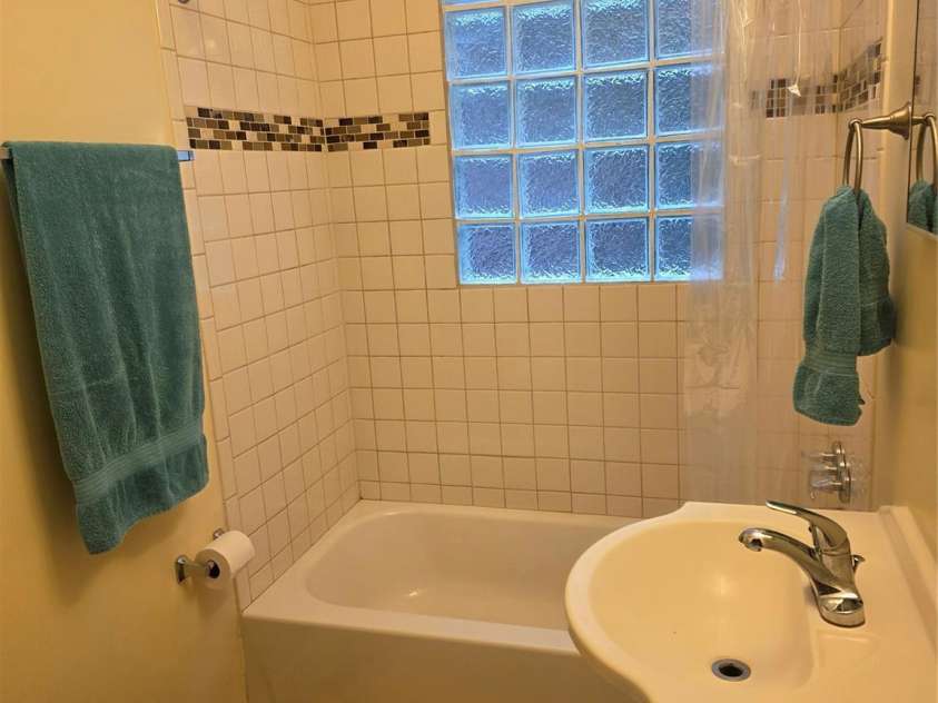 315 Spruce Street, Lenoir, NC 28645.  MLS# CAR4289283, YatesRealty ID 31399. 