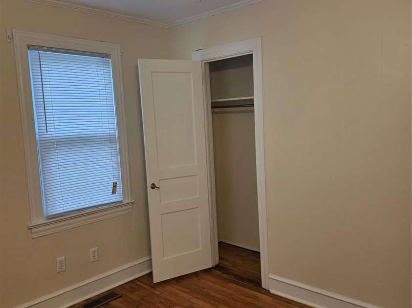 315 Spruce Street, Lenoir, NC 28645.  MLS# CAR4289283, YatesRealty ID 31399. 