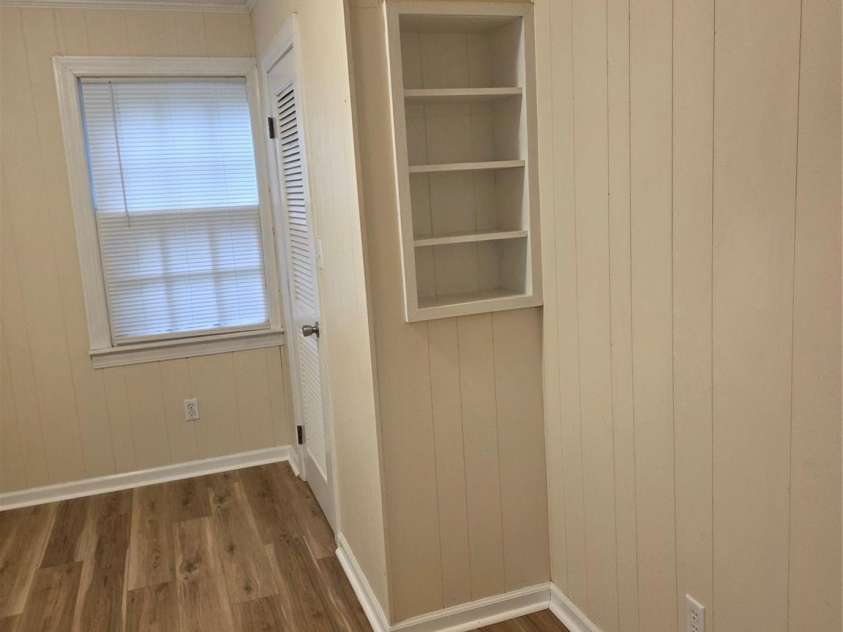 315 Spruce Street, Lenoir, NC 28645.  MLS# CAR4289283, YatesRealty ID 31399. 