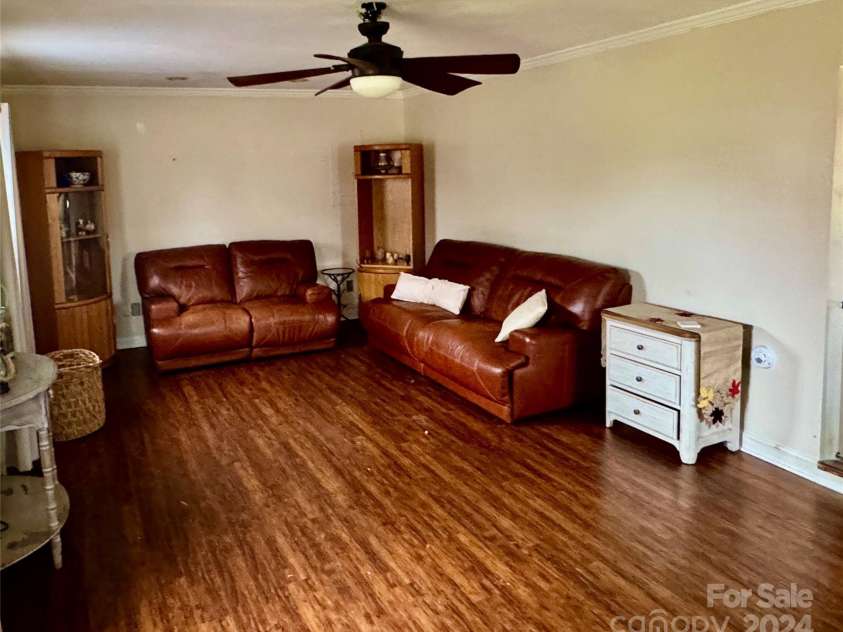 2034 Whitegate Lane, Newton, NC 28658.  MLS# CAR4205762, YatesRealty ID 314. Den