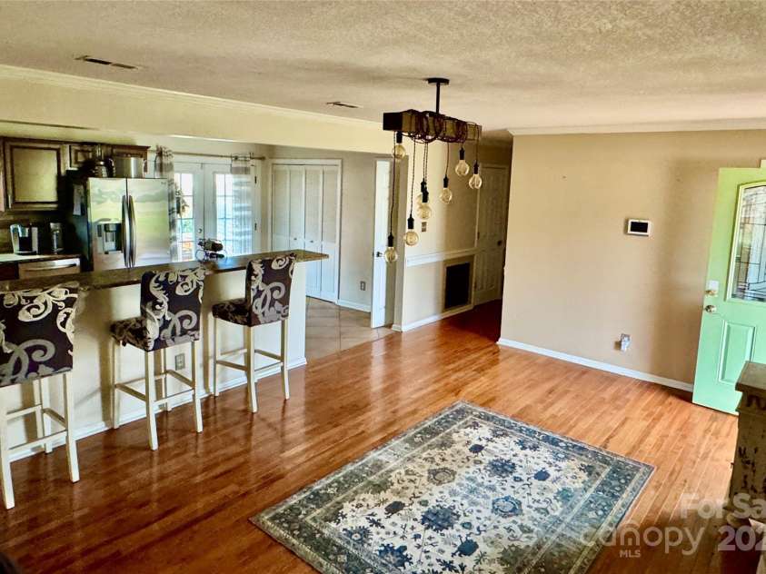 2034 Whitegate Lane, Newton, NC 28658.  MLS# CAR4205762, YatesRealty ID 314. Living Room