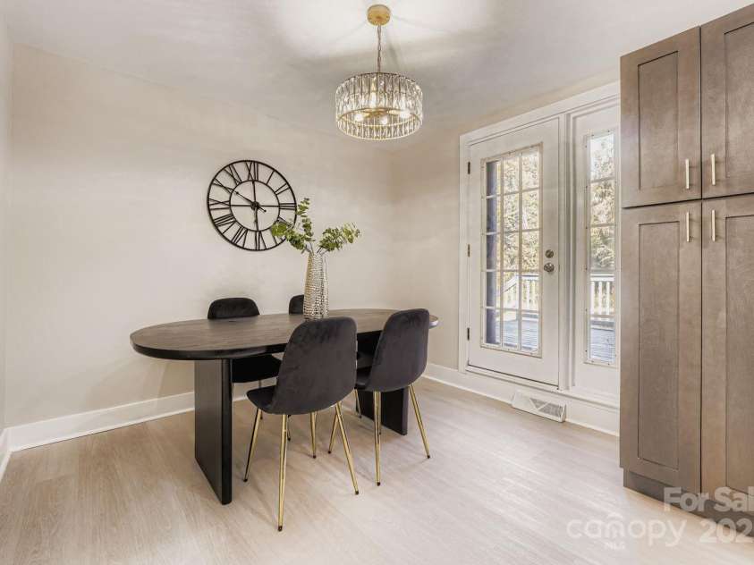 6210 Cora Street, Charlotte, NC 28216.  MLS# CAR4314569, YatesRealty ID 314. 