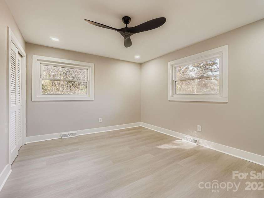 6210 Cora Street, Charlotte, NC 28216.  MLS# CAR4314569, YatesRealty ID 314. Bedroom 3