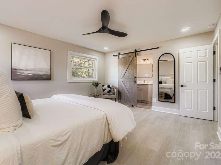 6210 Cora Street, Charlotte, NC 28216.  MLS# CAR4314569, YatesRealty ID 314. Master Bedroom