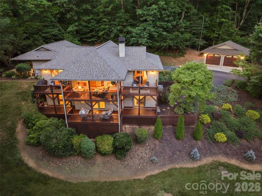 359 Saddlebrook Lane, Clyde, NC 28721.  MLS# CAR4393520, YatesRealty ID 31400. 