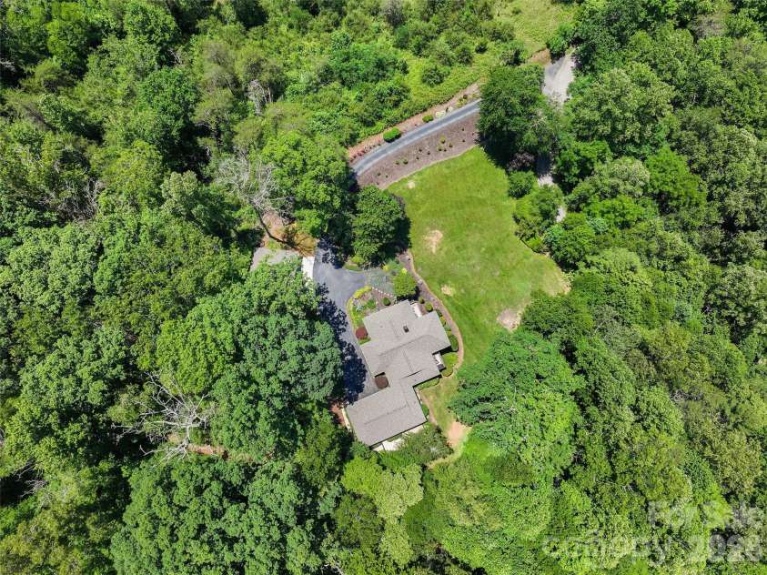 359 Saddlebrook Lane, Clyde, NC 28721.  MLS# CAR4393520, YatesRealty ID 31400. Aerial View of Property