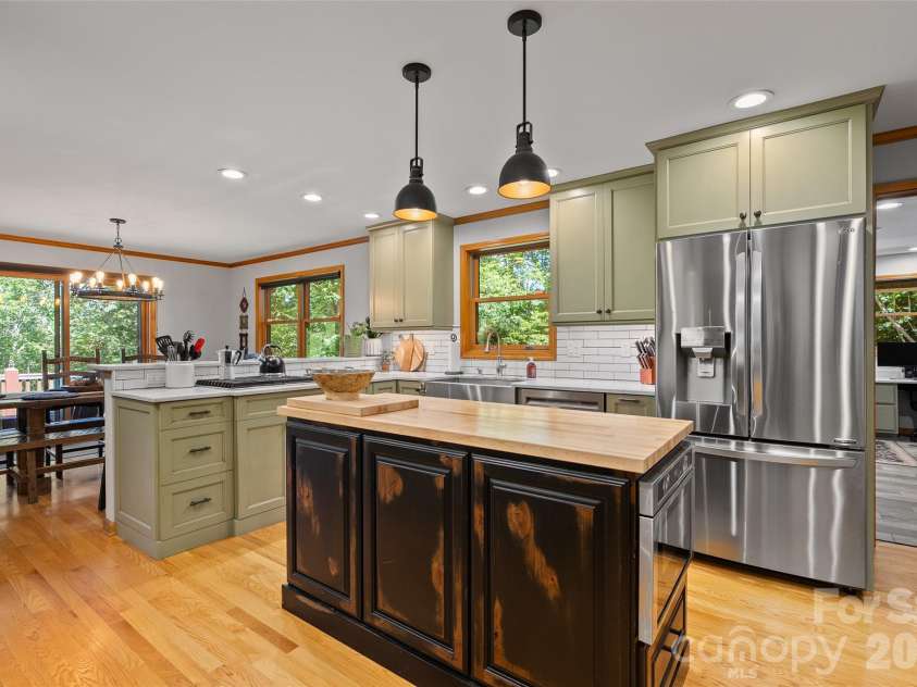 359 Saddlebrook Lane, Clyde, NC 28721.  MLS# CAR4393520, YatesRealty ID 31400. Kitchen with island