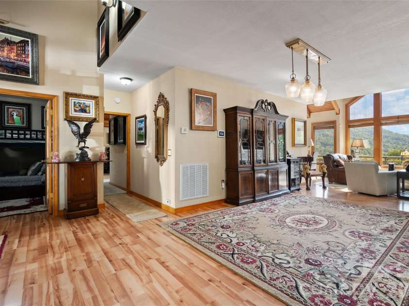 266 Hawks Crest Drive, Waynesville, NC 28786.  MLS# CAR4379016, YatesRealty ID 31401. 