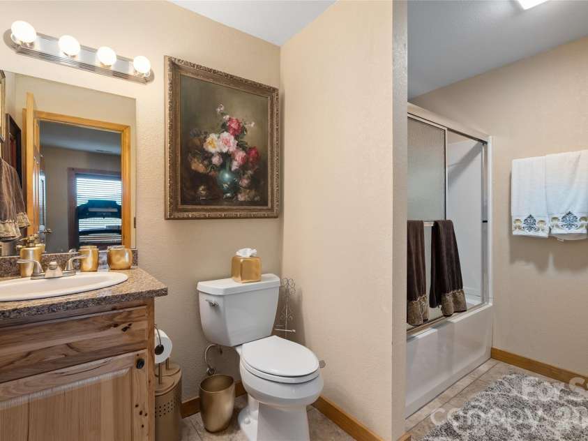 266 Hawks Crest Drive, Waynesville, NC 28786.  MLS# CAR4379016, YatesRealty ID 31401. 