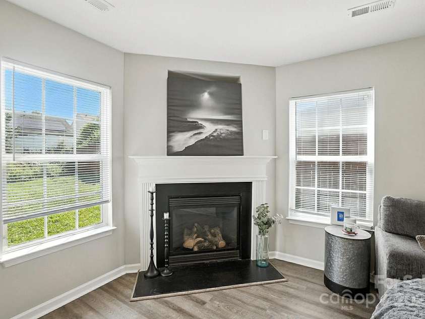 7036 Bullock Drive, Charlotte, NC 28214.  MLS# CAR4275962, YatesRealty ID 31401. 