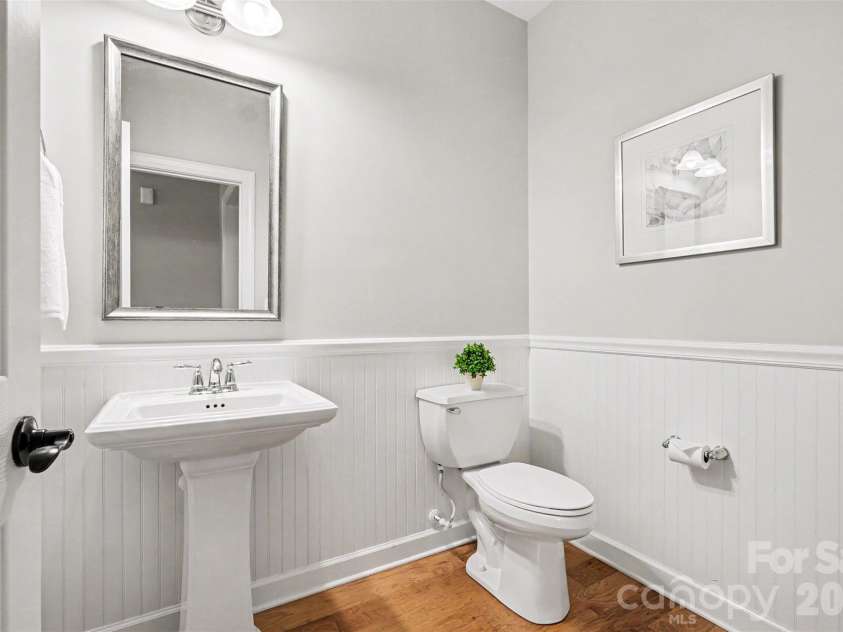 14943 Bagley Lane, Charlotte, NC 28227.  MLS# CAR4392753, YatesRealty ID 31402. Half bathroom