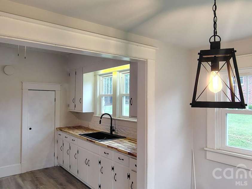 46 Falls Avenue, Granite Falls, NC 28630.  MLS# CAR4381441, YatesRealty ID 31407. 