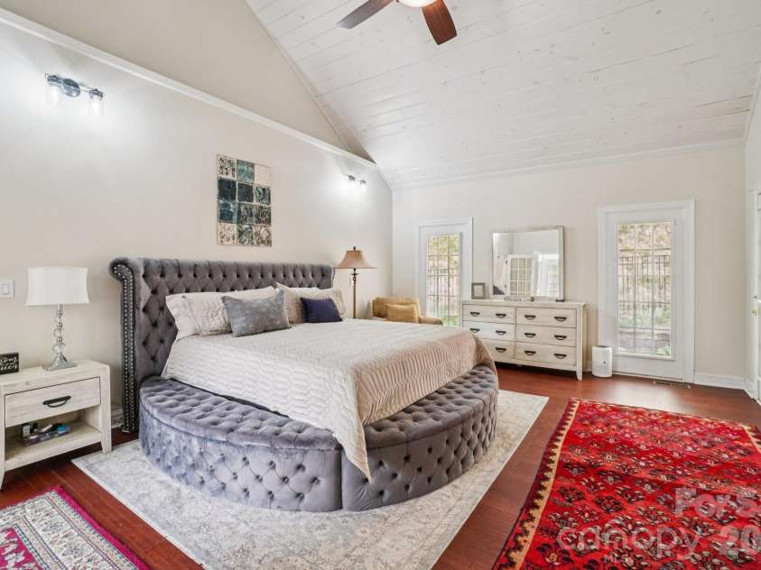 302 Davy Crockett Drive, Maggie Valley, NC 28751.  MLS# CAR4390074, YatesRealty ID 31408. 