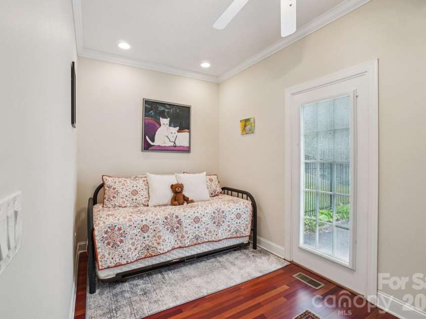 302 Davy Crockett Drive, Maggie Valley, NC 28751.  MLS# CAR4390074, YatesRealty ID 31408. 