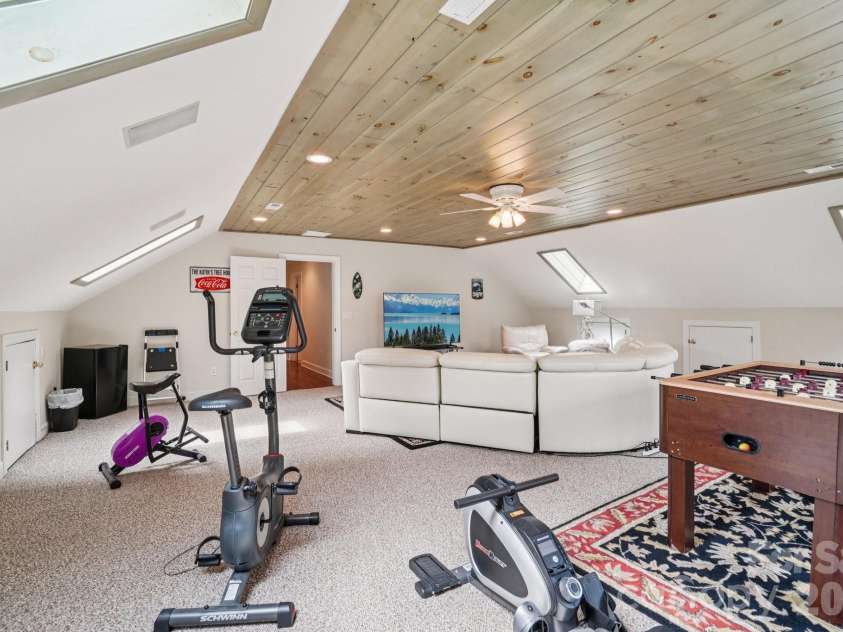 302 Davy Crockett Drive, Maggie Valley, NC 28751.  MLS# CAR4390074, YatesRealty ID 31408. 