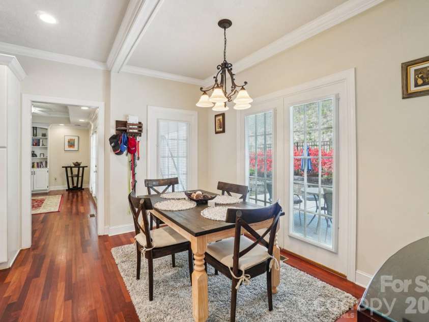 302 Davy Crockett Drive, Maggie Valley, NC 28751.  MLS# CAR4390074, YatesRealty ID 31408. 